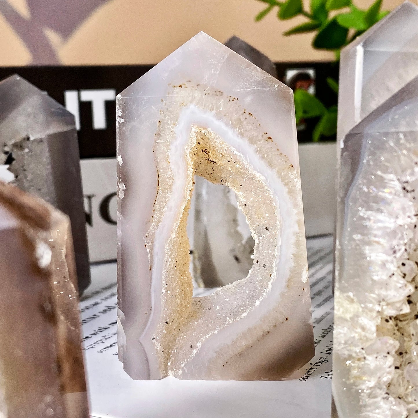Geode Agate Natural Crystal Point Gemstone
